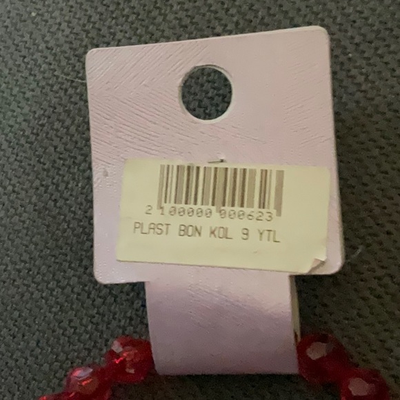 “MODA JEWELRY” Red Bead with Faux Stones Necklace. - Picture 8 of 8